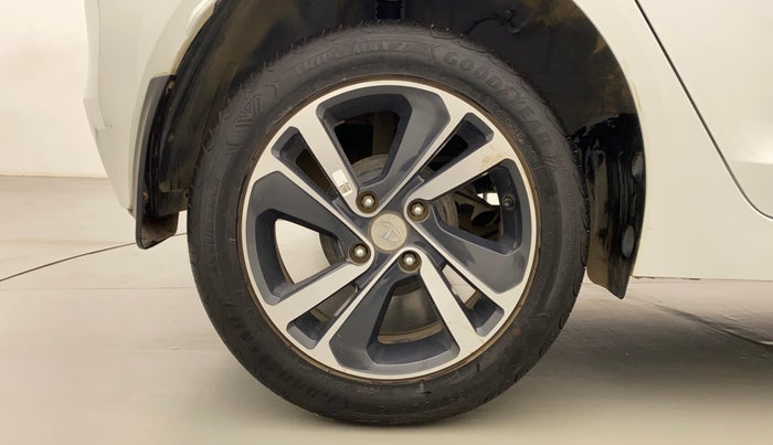 2022 Tata ALTROZ XZA PLUS, Petrol, Automatic, 14,566 km, Right Rear Wheel