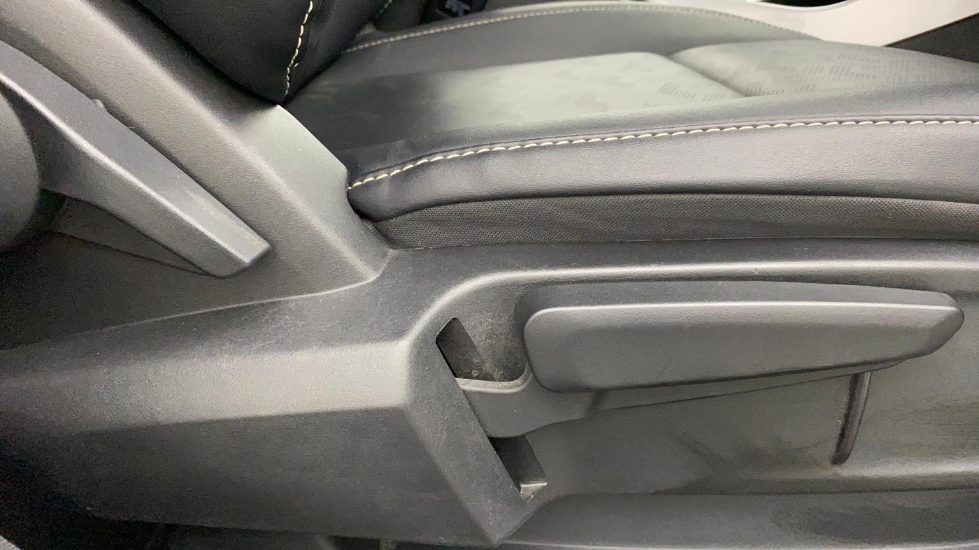 2022 Tata ALTROZ XZA PLUS, Petrol, Automatic, 14,566 km, Driver Side Adjustment Panel
