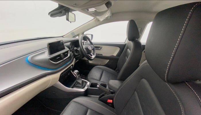 2022 Tata ALTROZ XZA PLUS, Petrol, Automatic, 14,566 km, Right Side Front Door Cabin