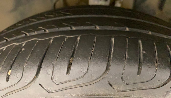 2022 Tata ALTROZ XZA PLUS, Petrol, Automatic, 14,566 km, Left Front Tyre Tread