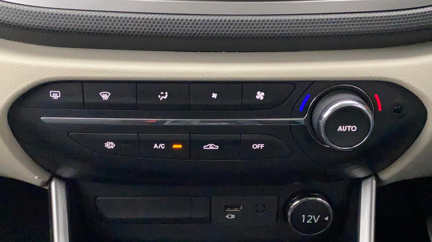 2022 Tata ALTROZ XZA PLUS, Petrol, Automatic, 14,566 km, Automatic Climate Control