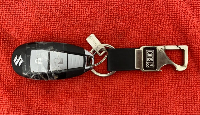 2017 Maruti IGNIS ZETA 1.3 DDIS, Diesel, Manual, 33,284 km, Key Close-up