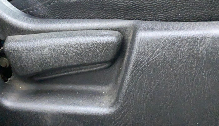 2020 Maruti Alto LXI, Petrol, Manual, Driver Side Adjustment Panel