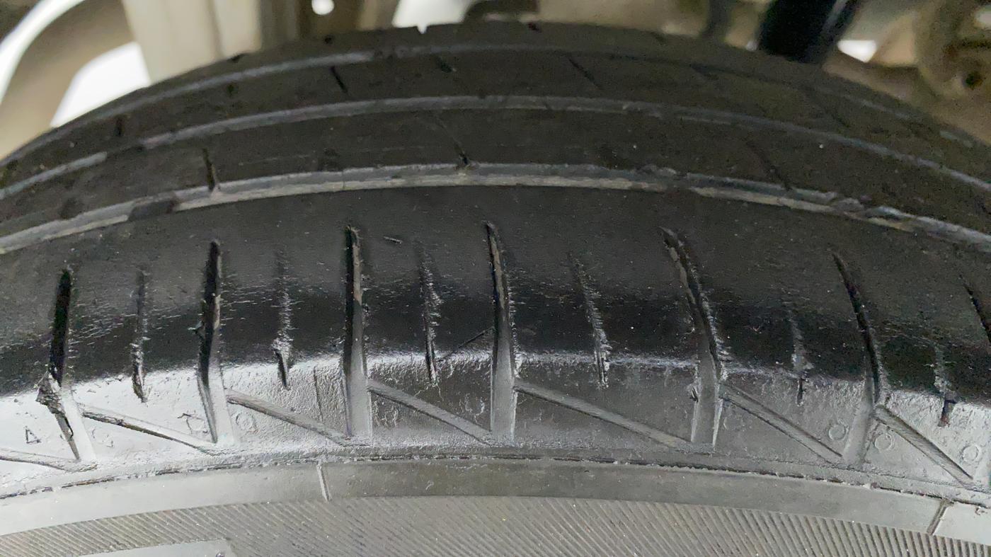 2020 Maruti Alto LXI, Petrol, Manual, Right Rear Tyre Tread