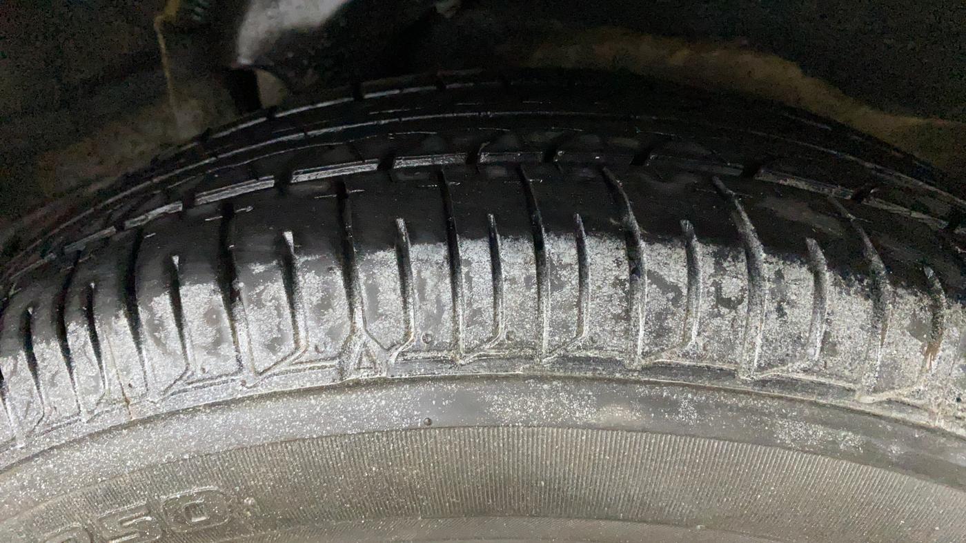 2014 Hyundai i10 MAGNA 1.1, Petrol, Manual, 45,519 km, Left Rear Tyre Tread