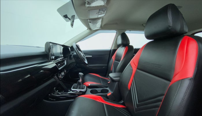 2020 KIA SELTOS HTK PLUS 1.5 DIESEL, Diesel, Manual, 28,796 km, Right Side Front Door Cabin