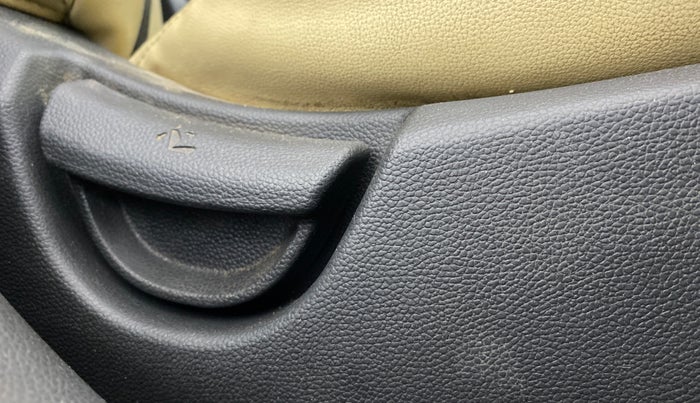 2014 Hyundai Grand i10 SPORTZ 1.2 KAPPA VTVT, Petrol, Manual, 58,729 km, Driver Side Adjustment Panel