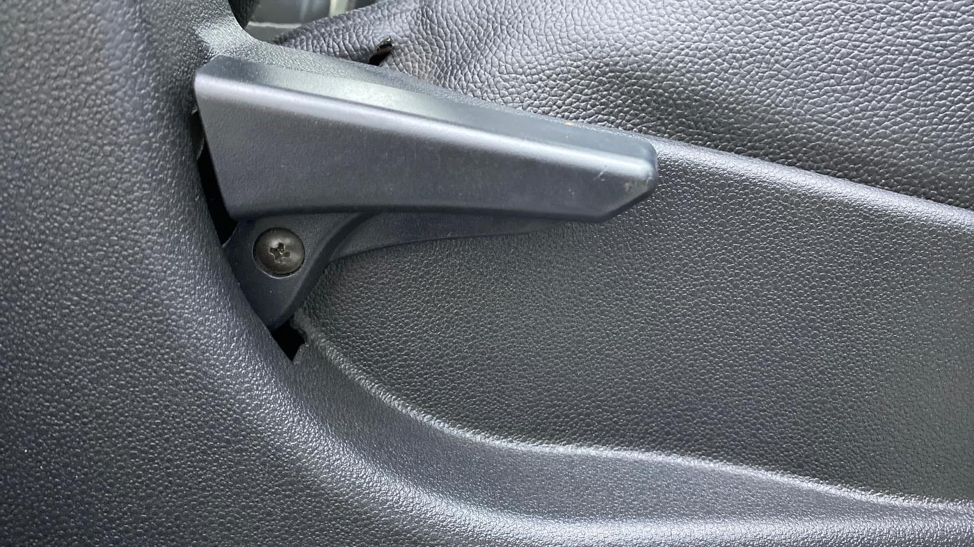 2017 Tata Tiago XT 1.2 REVOTRON, Petrol, Manual, 31,888 km, Driver Side Adjustment Panel