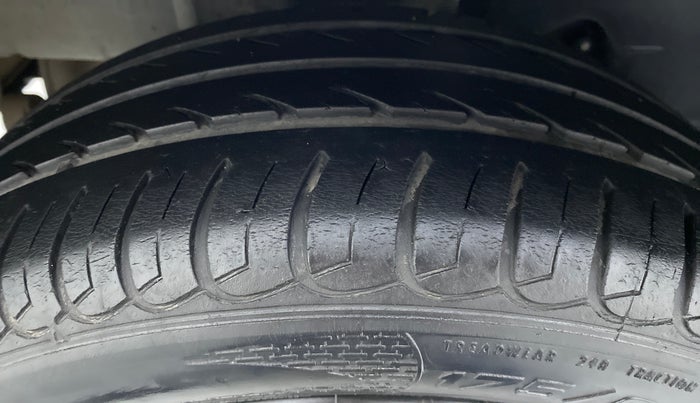 2017 Tata Tiago XT 1.2 REVOTRON, Petrol, Manual, 31,888 km, Right Rear Tyre Tread