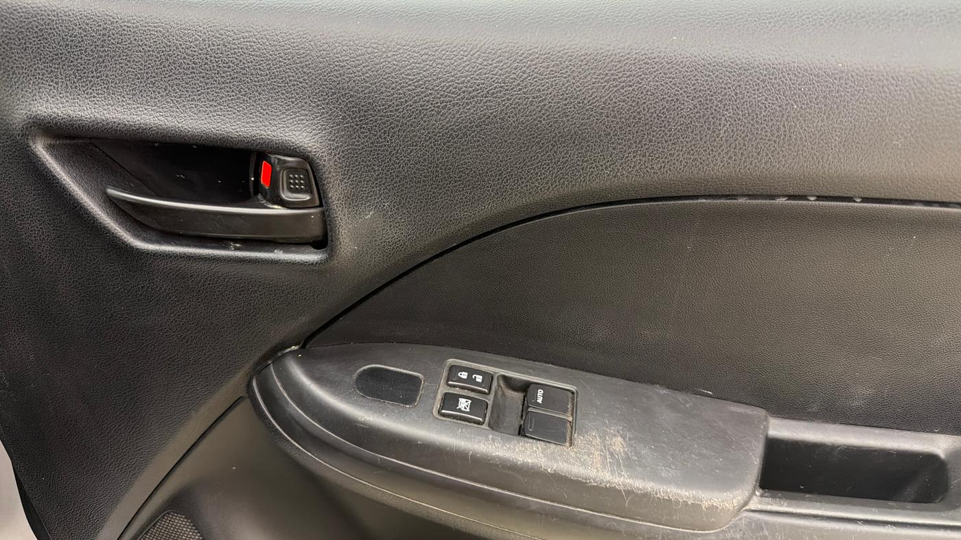 2020 Maruti Baleno SIGMA PETROL 1.2, Petrol, Manual, 87,061 km, Driver Side Door Panels Control