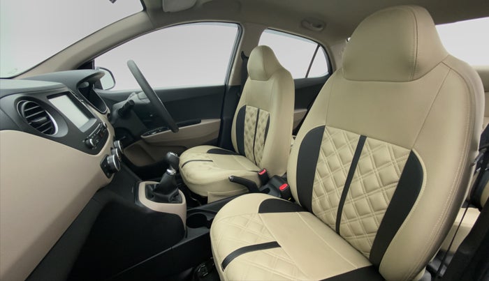 2019 Hyundai Xcent SX 1.2, Petrol, Manual, 2,776 km, Right Side Front Door Cabin