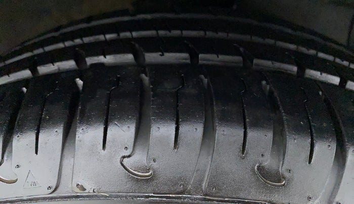 2019 Hyundai Xcent SX 1.2, Petrol, Manual, 2,776 km, Left Front Tyre Tread