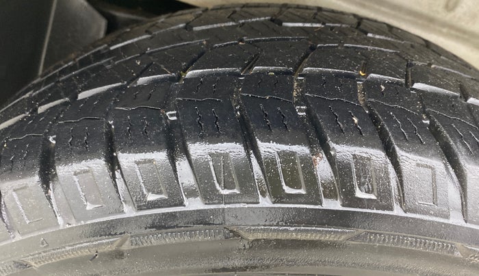 2021 Mahindra Scorpio S5, Diesel, Manual, 71,605 km, Left Rear Tyre Tread