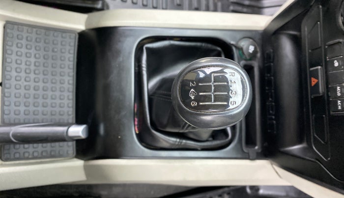 2021 Mahindra Scorpio S5, Diesel, Manual, 71,605 km, Gear Lever