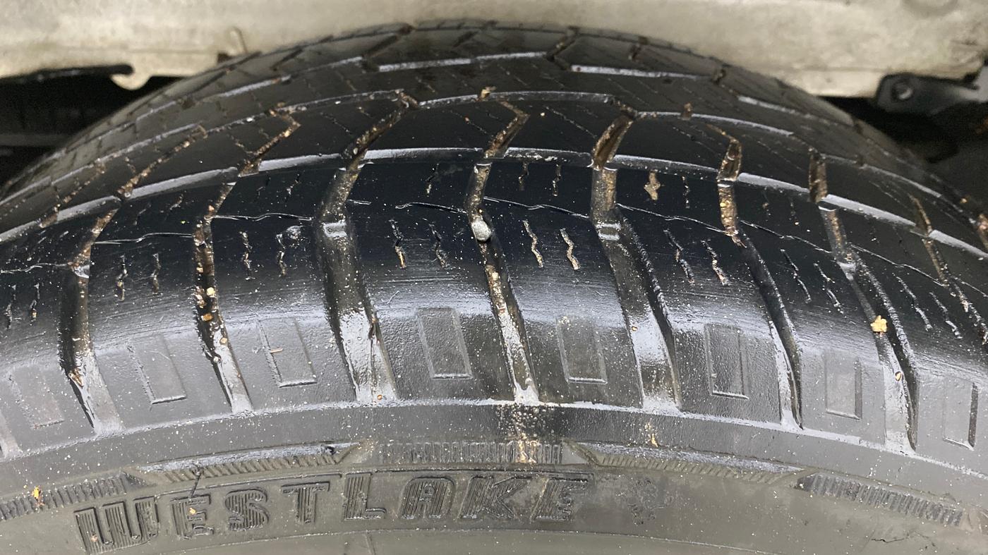 2021 Mahindra Scorpio S5, Diesel, Manual, 71,605 km, Right Rear Tyre Tread