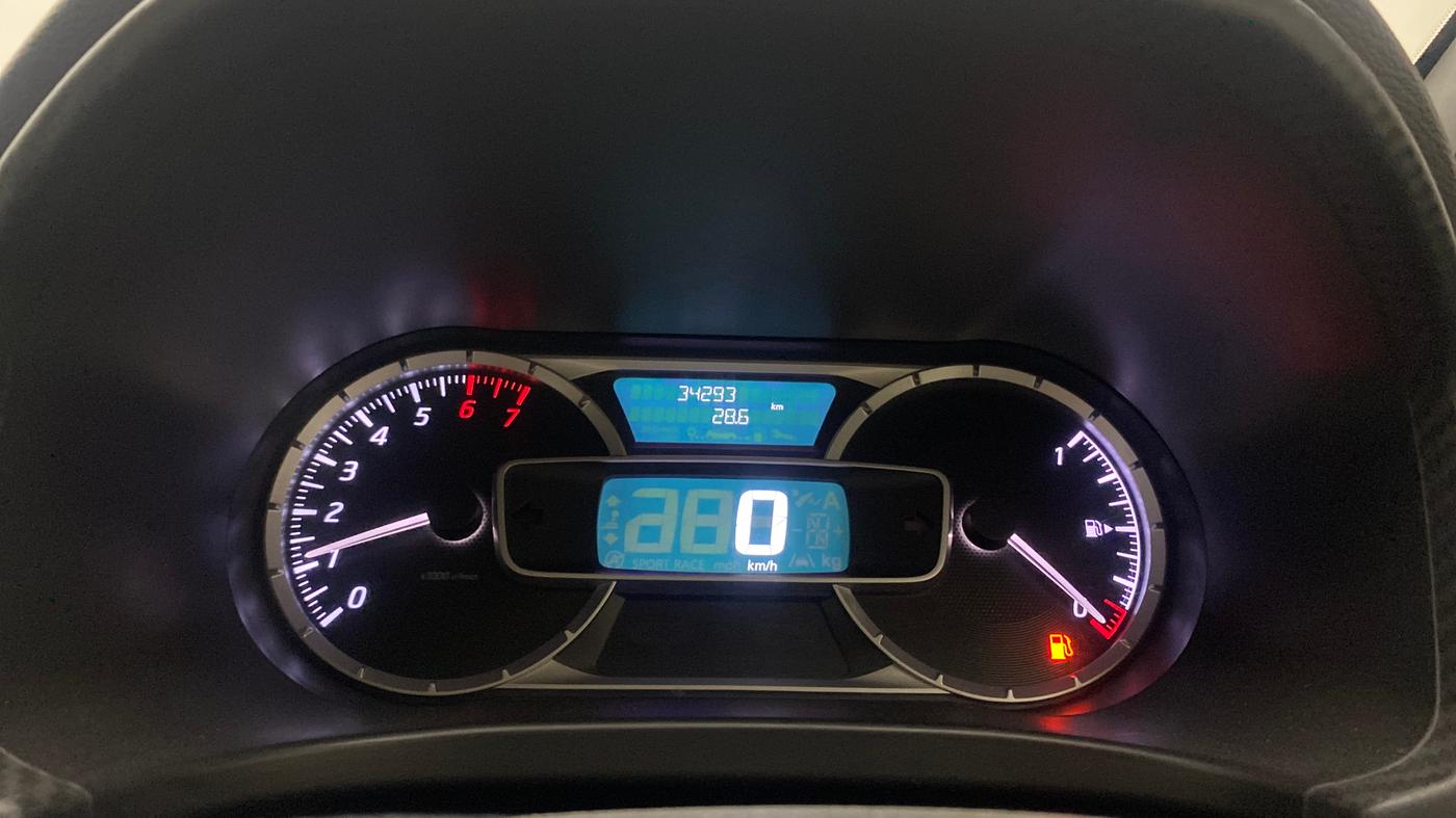 2021 Nissan Kicks XV 1.5, Petrol, Manual, 34,315 km, Odometer Image