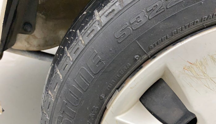 2011 Maruti Alto K10 VXI, Petrol, Manual, 53,654 km, Left front tyre - Minor crack