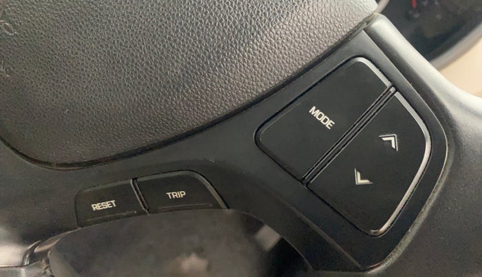2017 Hyundai Grand i10 ASTA 1.2 KAPPA VTVT, Petrol, Manual, 30,657 km, Adaptive Cruise Control