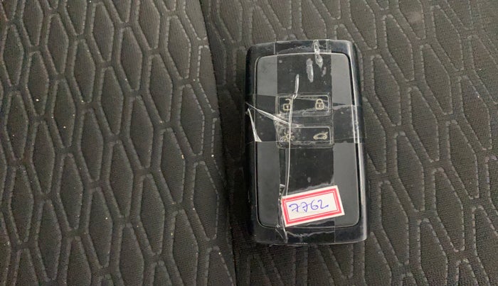 2021 Renault Kiger RXZ MT, Petrol, Manual, 18,089 km, Key Close Up