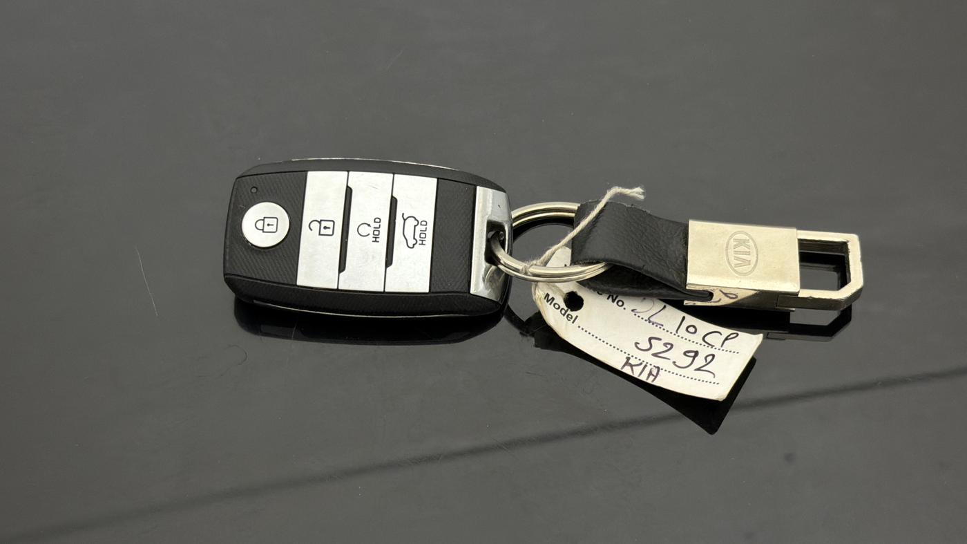2021 KIA SONET HTX 1.0 IMT, Petrol, Manual, 32,077 km, Key Close Up