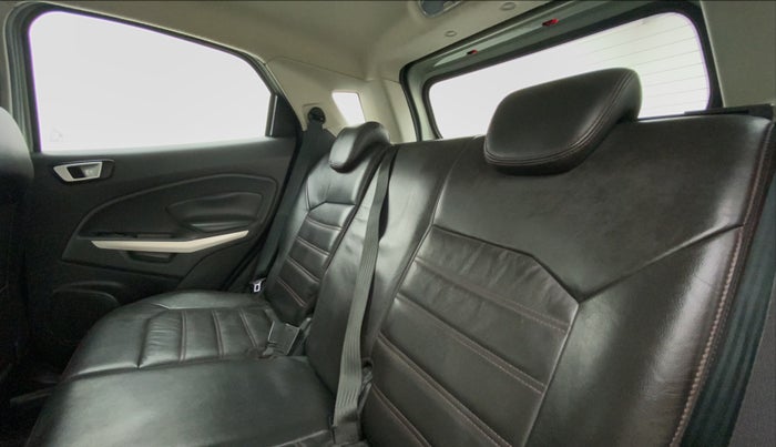 2014 Ford Ecosport 1.5 TITANIUMTDCI OPT, Diesel, Manual, 72,085 km, Right Side Rear Door Cabin