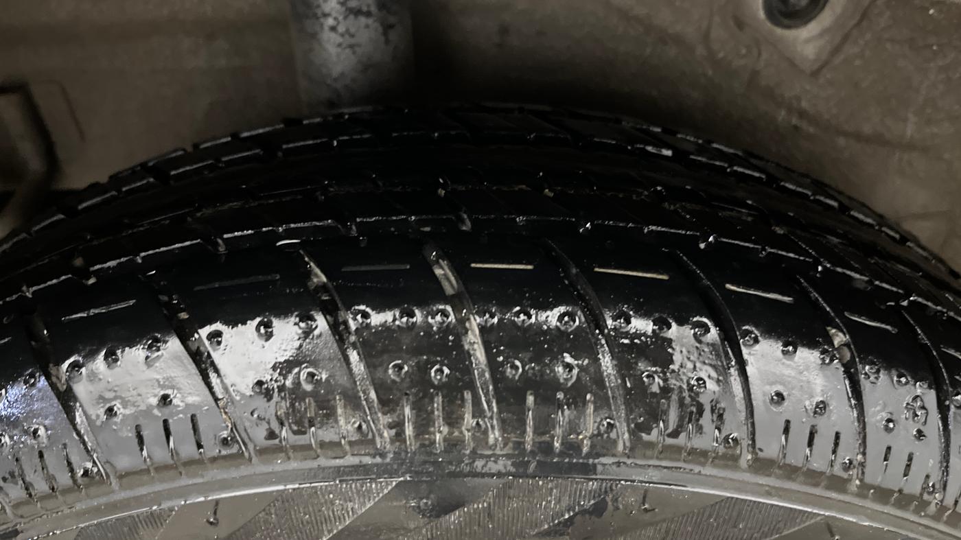 2015 Maruti Celerio VXI, Petrol, Manual, 23,855 km, Right Rear Tyre Tread