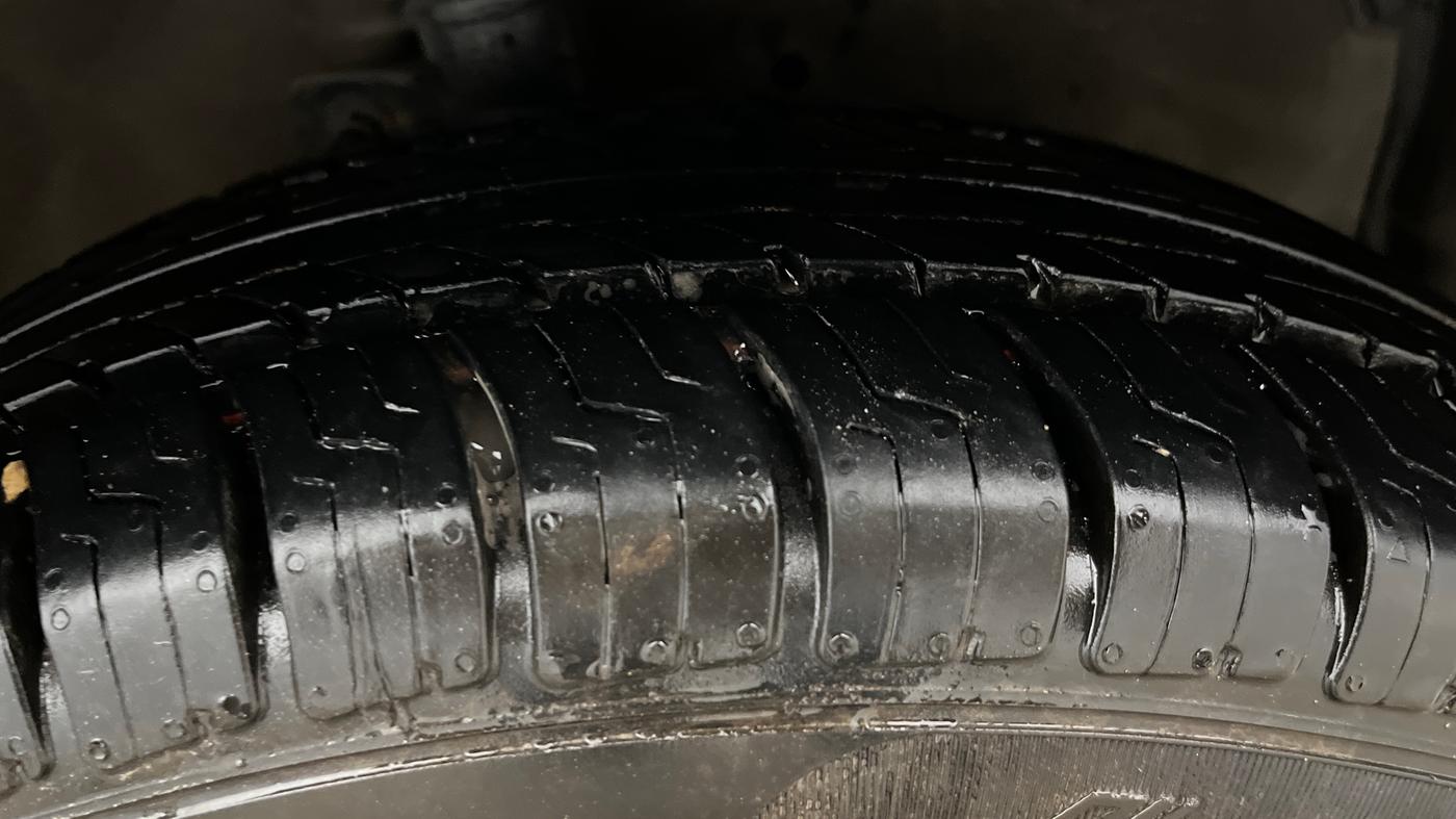 2015 Maruti Celerio VXI, Petrol, Manual, 23,855 km, Right Front Tyre Tread