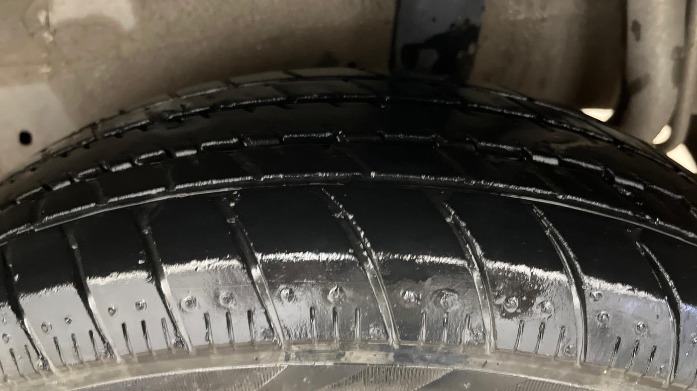 2015 Maruti Celerio VXI, Petrol, Manual, 23,855 km, Left Rear Tyre Tread