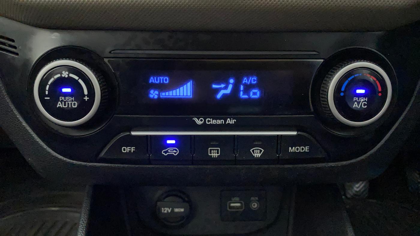2016 Hyundai Creta SX PLUS 1.6 PETROL, Petrol, Manual, 78,062 km, Automatic Climate Control