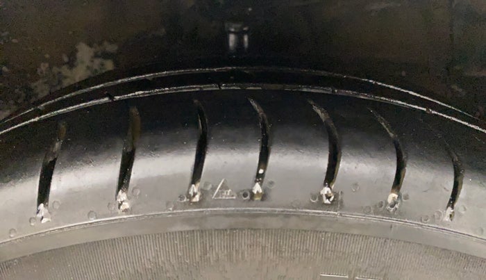 2020 Maruti Celerio VXI AMT (O), Petrol, Automatic, 66,716 km, Right Front Tyre Tread