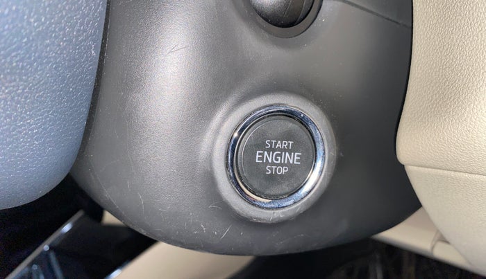 2023 Skoda SLAVIA STYLE 1.0L TSI MT, Petrol, Manual, 19,052 km, Keyless Start/ Stop Button