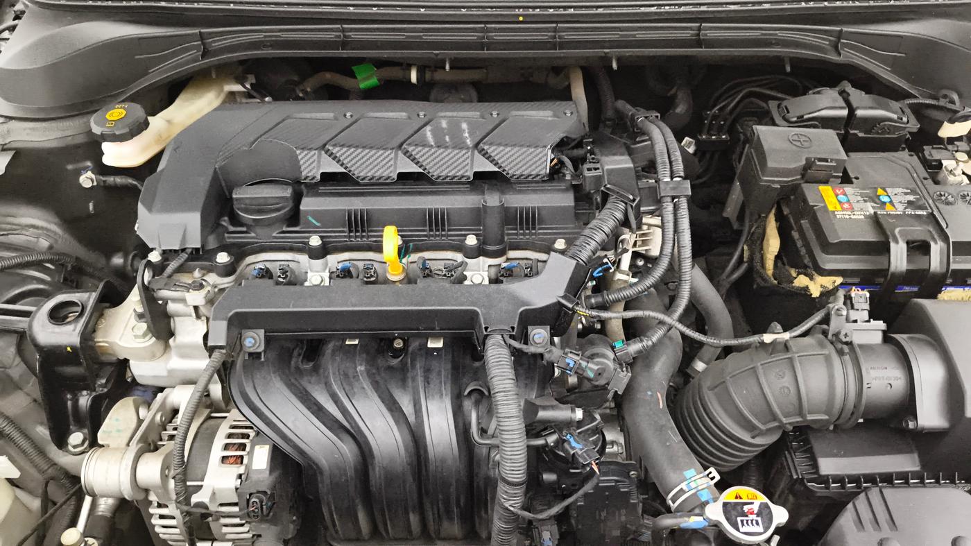 2023 Hyundai Verna SX(O) 1.5 MPI IVT , Petrol, Automatic, 27,069 km, Engine View