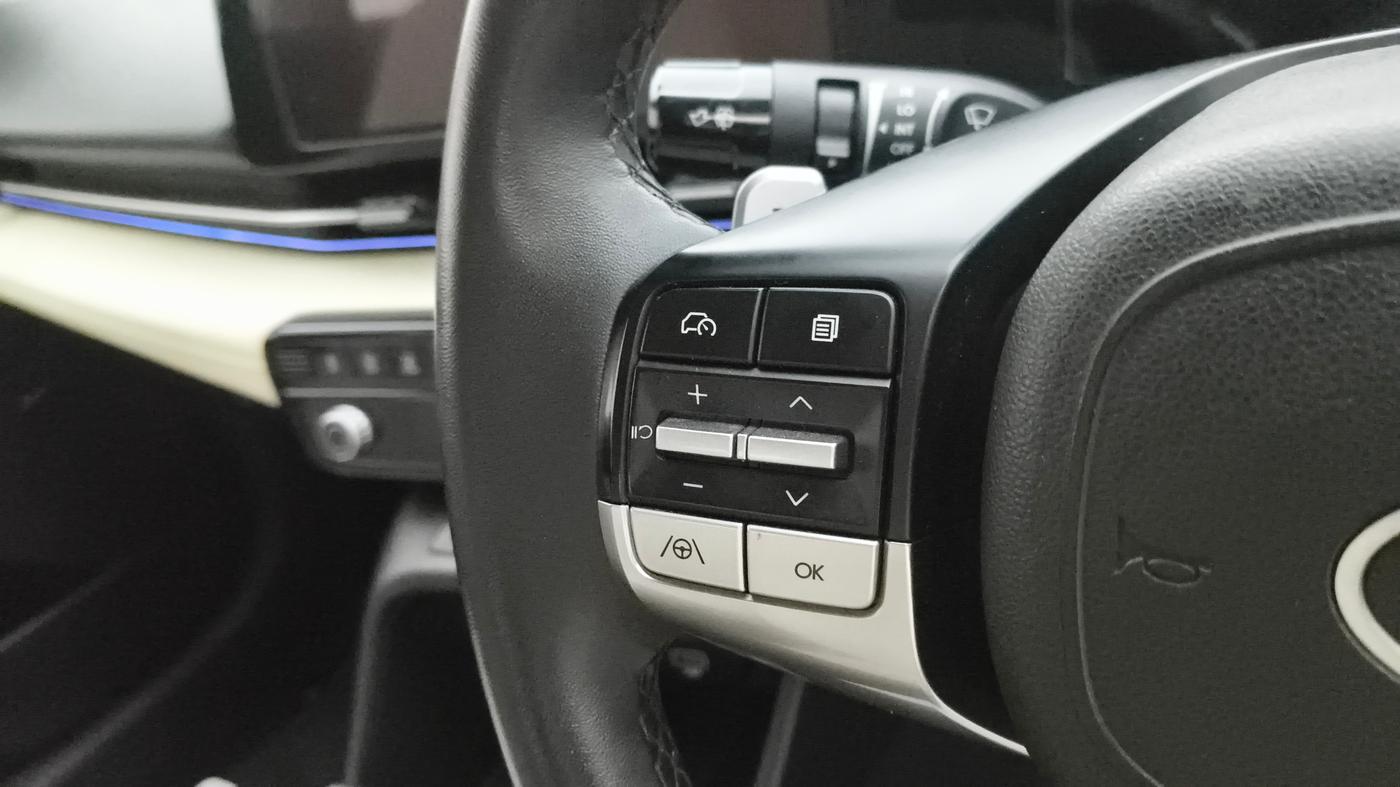 2023 Hyundai Verna SX(O) 1.5 MPI IVT , Petrol, Automatic, 27,069 km, Adaptive Cruise Control