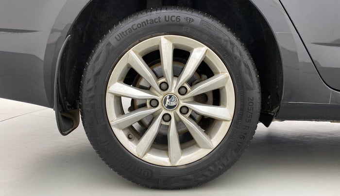 2016 Skoda Octavia 1.8 TSI STYLE PLUS AT, Petrol, Automatic, 48,332 km, Right Rear Wheel