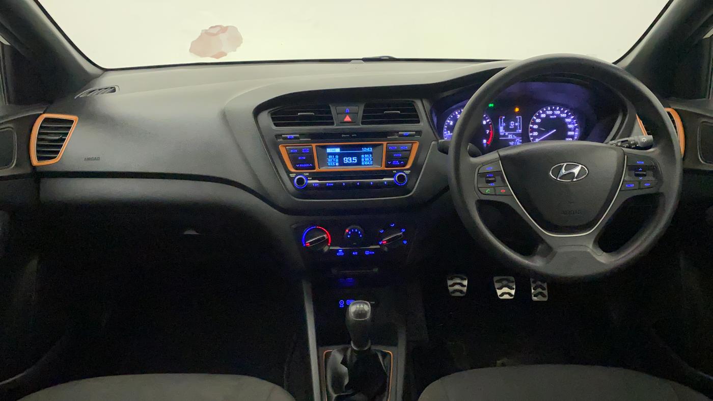 2017 Hyundai i20 Active 1.2 S, CNG, Manual, 42,248 km, Dashboard
