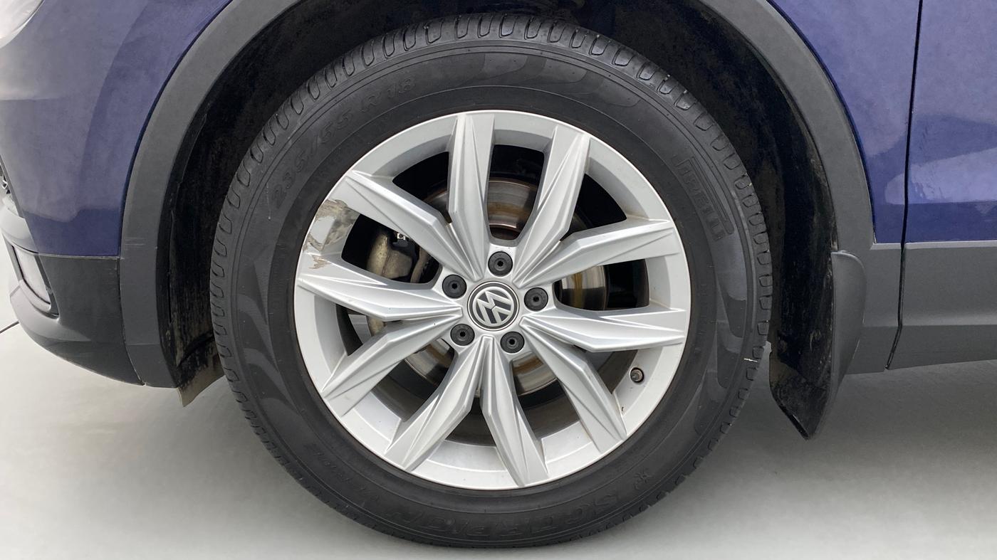 2018 Volkswagen TIGUAN HIGHLINE A/T, Diesel, Automatic, 66,478 km, Left Front Wheel