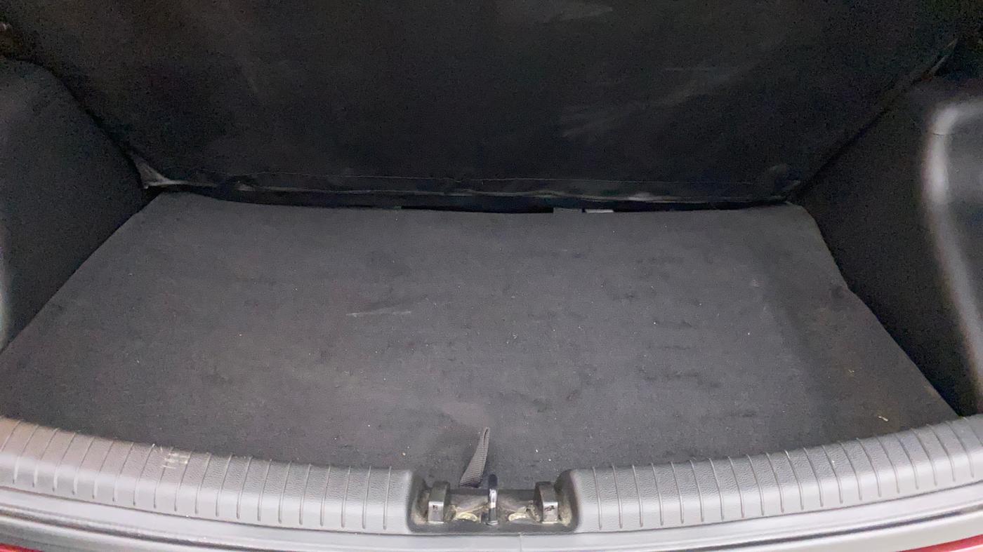 2015 Hyundai Grand i10 ASTA AT 1.2 KAPPA VTVT, Petrol, Automatic, 68,716 km, Boot Inside