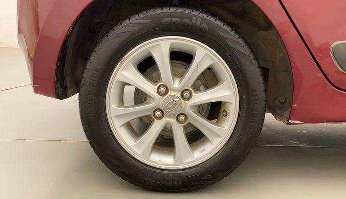 2015 Hyundai Grand i10 ASTA AT 1.2 KAPPA VTVT, Petrol, Automatic, 68,716 km, Right Rear Wheel
