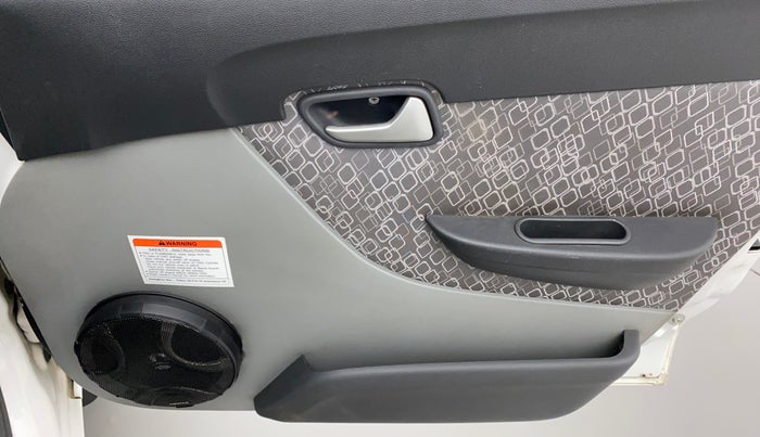 2017 Maruti Alto 800 LXI CNG, CNG, Manual, 31,905 km, Driver Side Door Panels Control