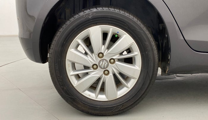 2017 Maruti Swift ZXI, Petrol, Manual, 78,548 km, Right Rear Wheel