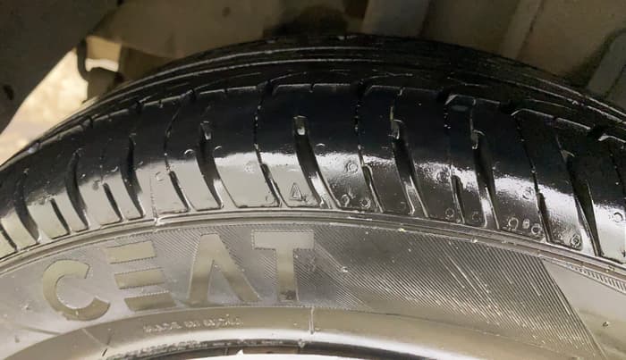 2018 Tata TIGOR XT PETROL, Petrol, Manual, 1,06,969 km, Right Rear Tyre Tread