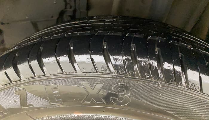 2018 Tata TIGOR XT PETROL, Petrol, Manual, 1,06,969 km, Left Rear Tyre Tread
