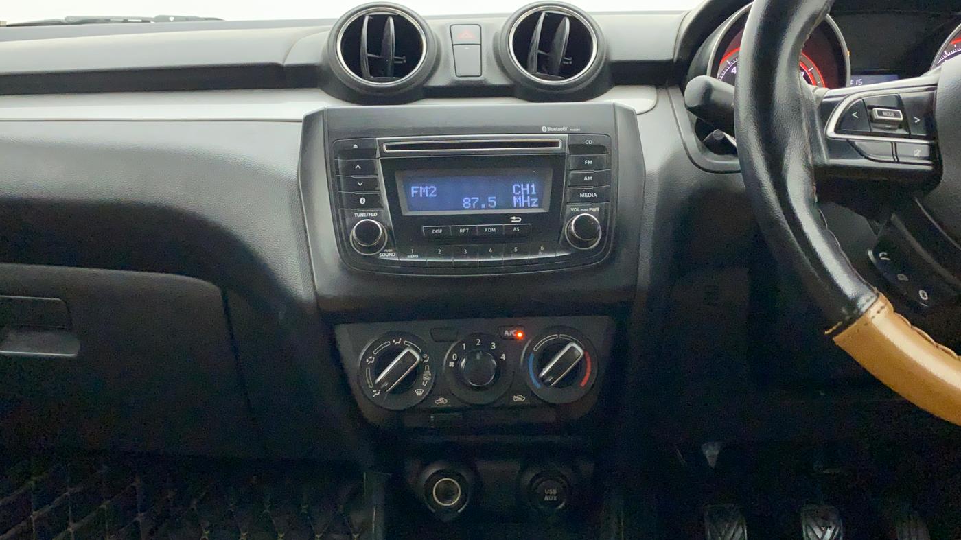 2018 Maruti Swift VXI, Petrol, Manual, 77,079 km, Air Conditioner