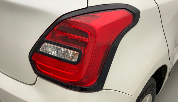2018 Maruti Swift VXI, Petrol, Manual, 77,079 km, Right tail light - Reverse gear light not functional