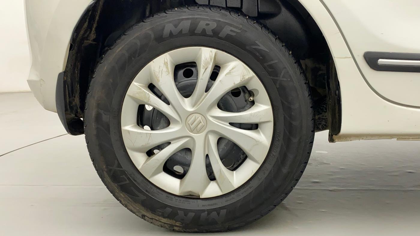 2018 Maruti Swift VXI, Petrol, Manual, 77,079 km, Right Rear Wheel
