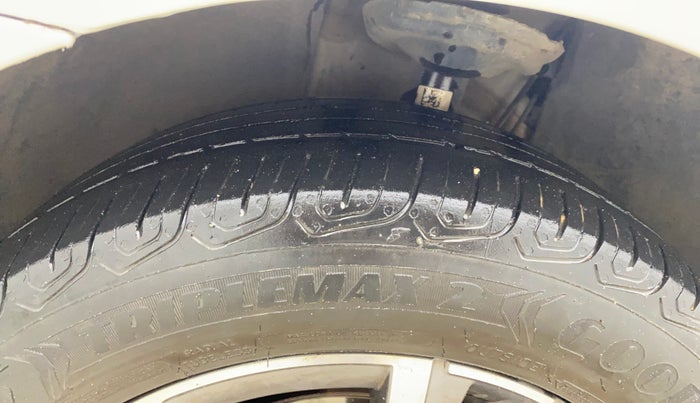 2022 Skoda SLAVIA STYLE 1.0L TSI MT, Petrol, Manual, 68,593 km, Left Front Tyre Tread