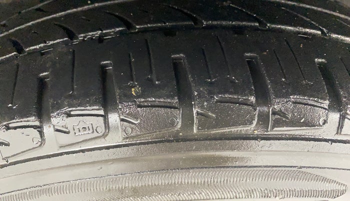 2017 Honda Jazz 1.2L I-VTEC V, Petrol, Manual, 39,671 km, Left Rear Tyre Tread