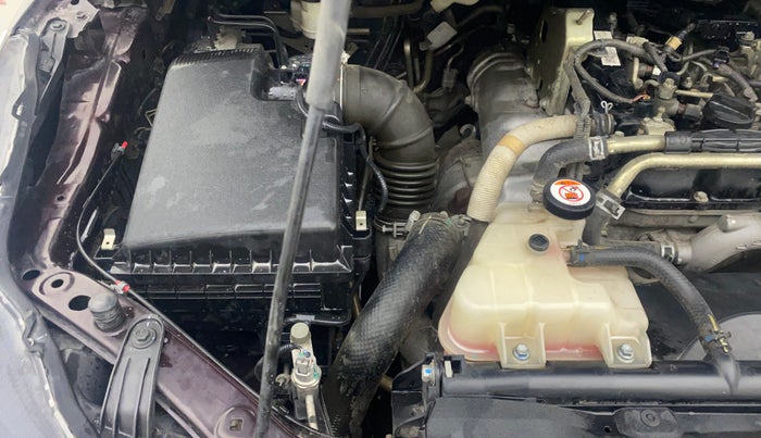 2017 Toyota Innova Crysta 2.4 GX 7 STR, Diesel, Manual, 86,454 km, Engine View - Right