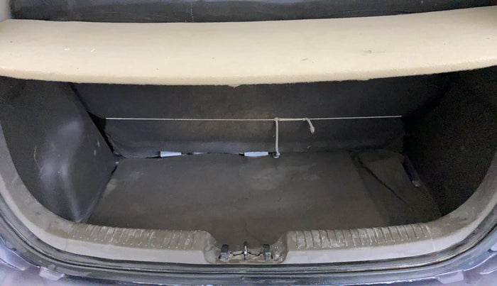 2014 Hyundai i10 MAGNA 1.1, Petrol, Manual, 65,215 km, Boot Inside