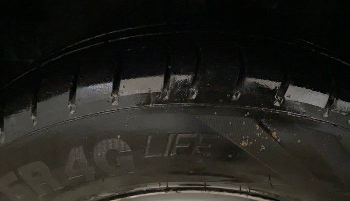 2014 Hyundai i10 MAGNA 1.1, Petrol, Manual, 65,215 km, Left Front Tyre Tread